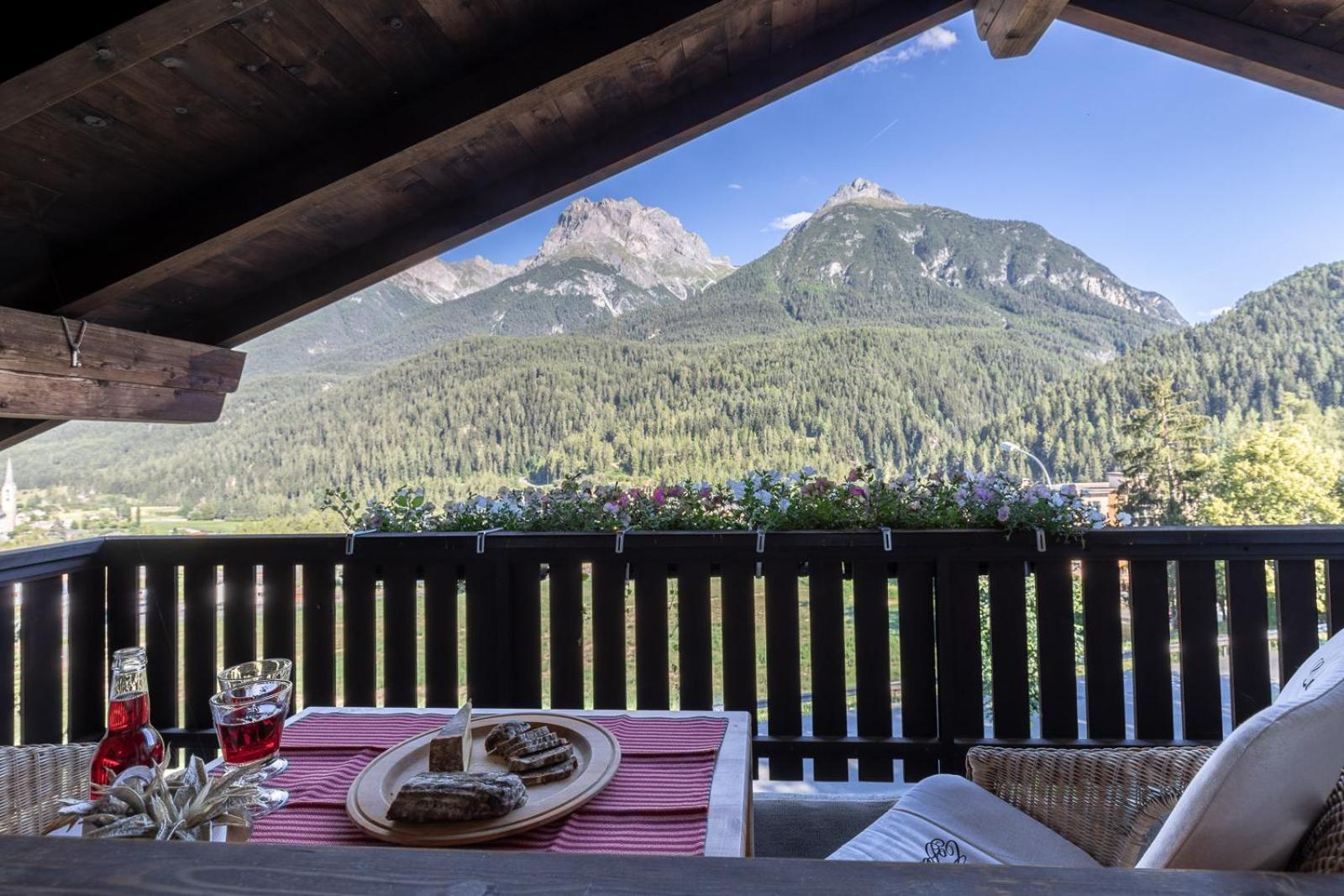 Chasa Gernet Buorcha Apartment Scuol Exterior foto